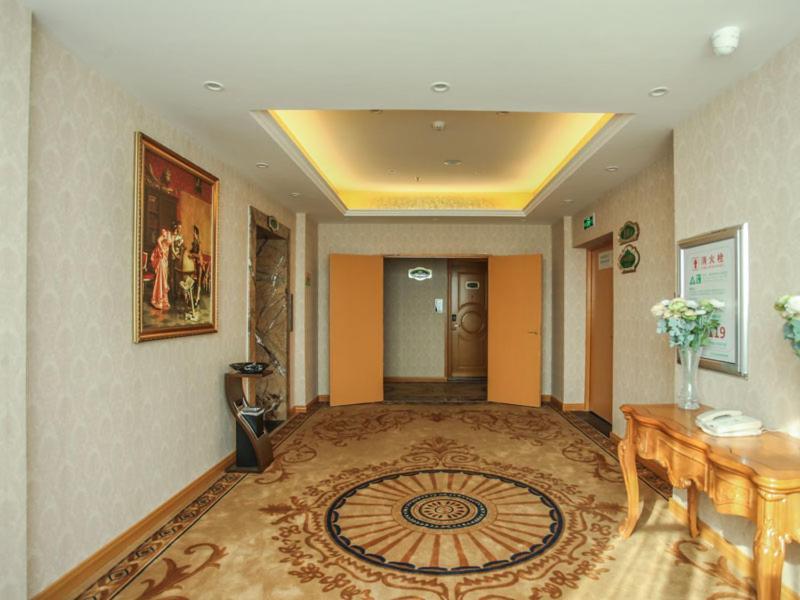 Vienna Hotel Fuzhou Linchuan Avenue Екстериор снимка