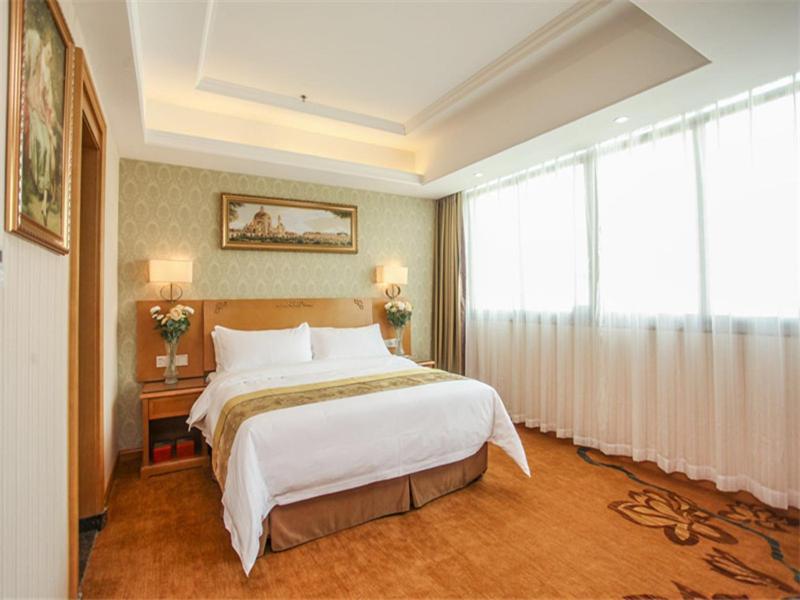 Vienna Hotel Fuzhou Linchuan Avenue Екстериор снимка