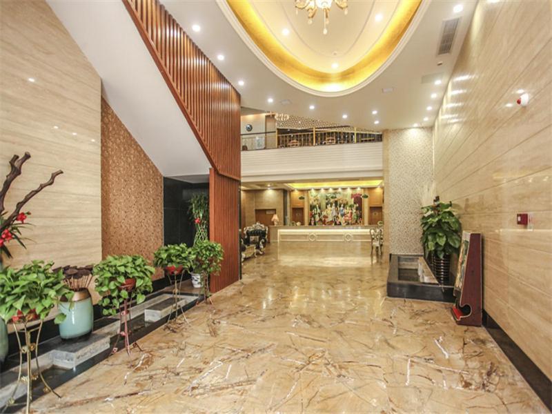 Vienna Hotel Fuzhou Linchuan Avenue Екстериор снимка